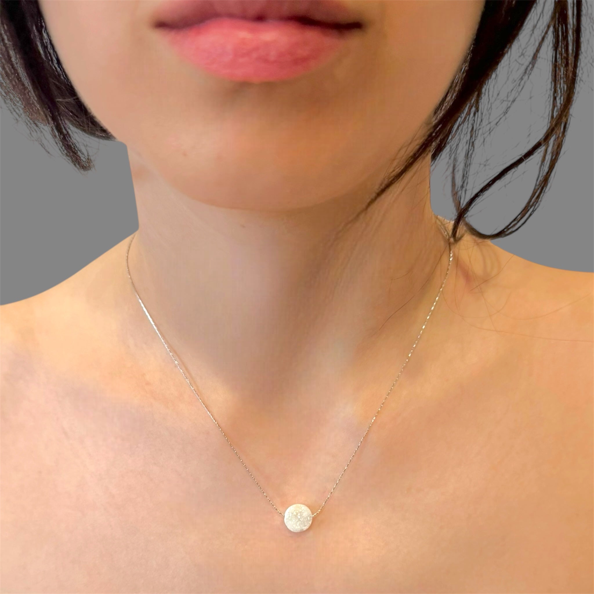 Collana punto luce drusa agata bianca Sharifa Crystals