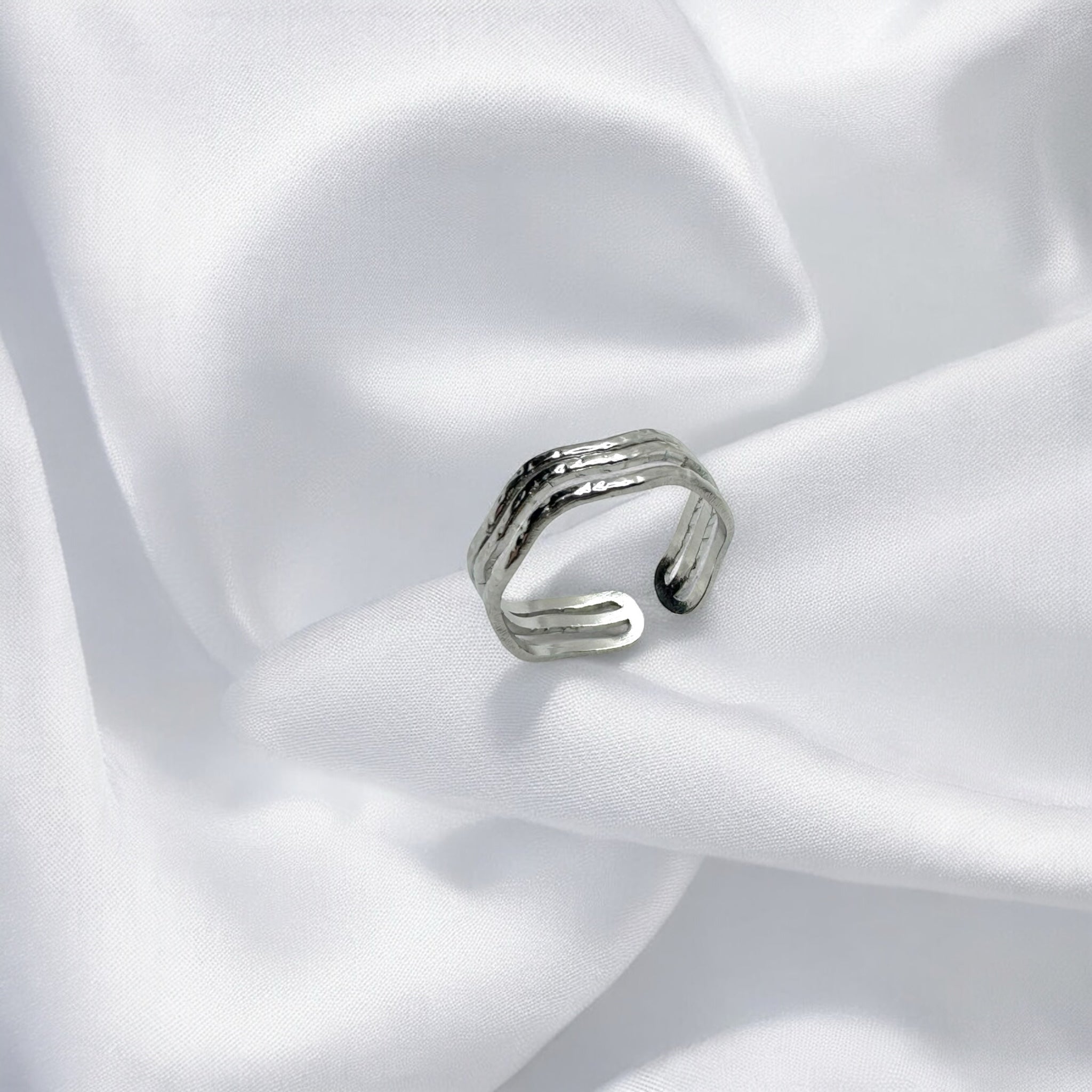 Anello marea silver regolabile Sharifa Crystals