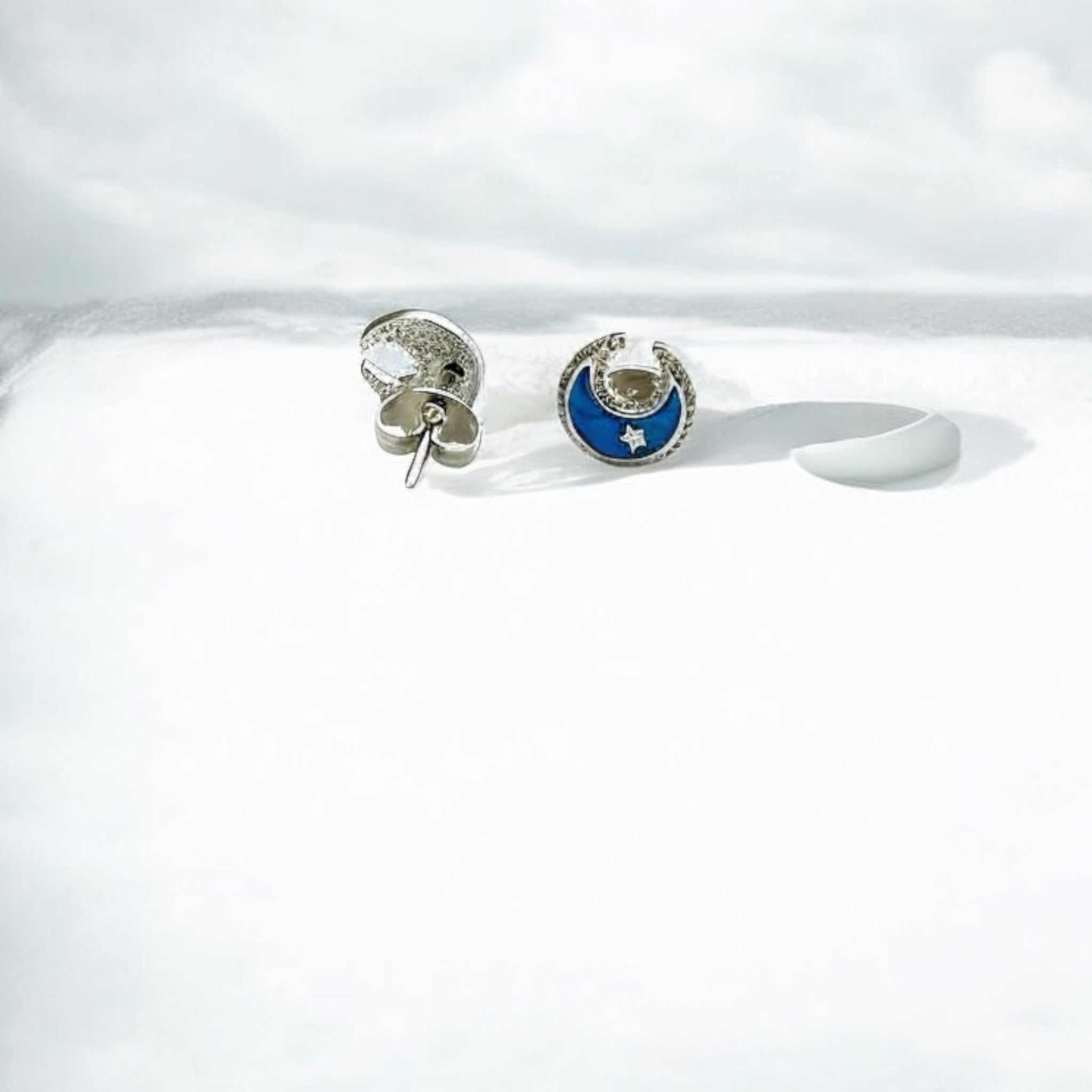 Orecchini mezza luna celeste Sharifa Crystals