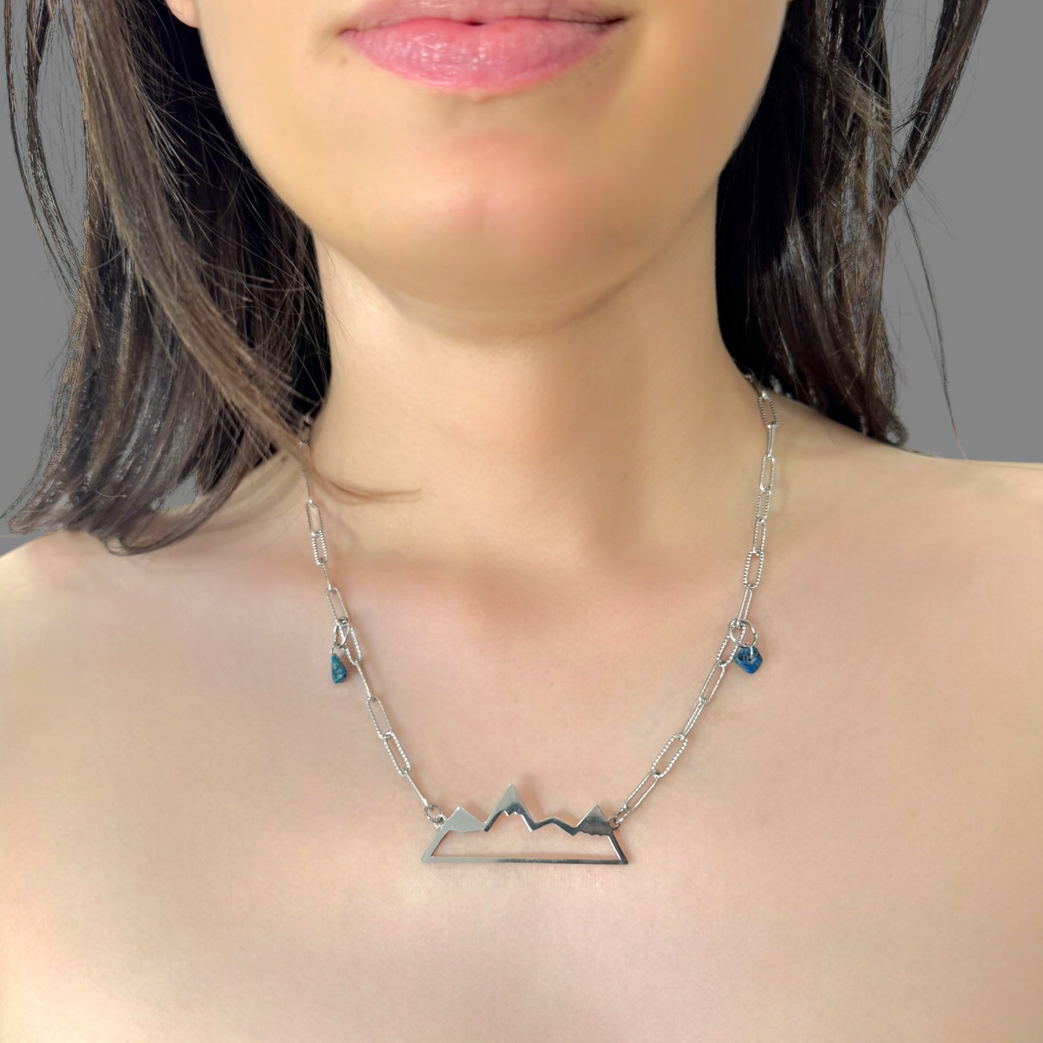 Collana simbolo montagna Sharifa Crystals