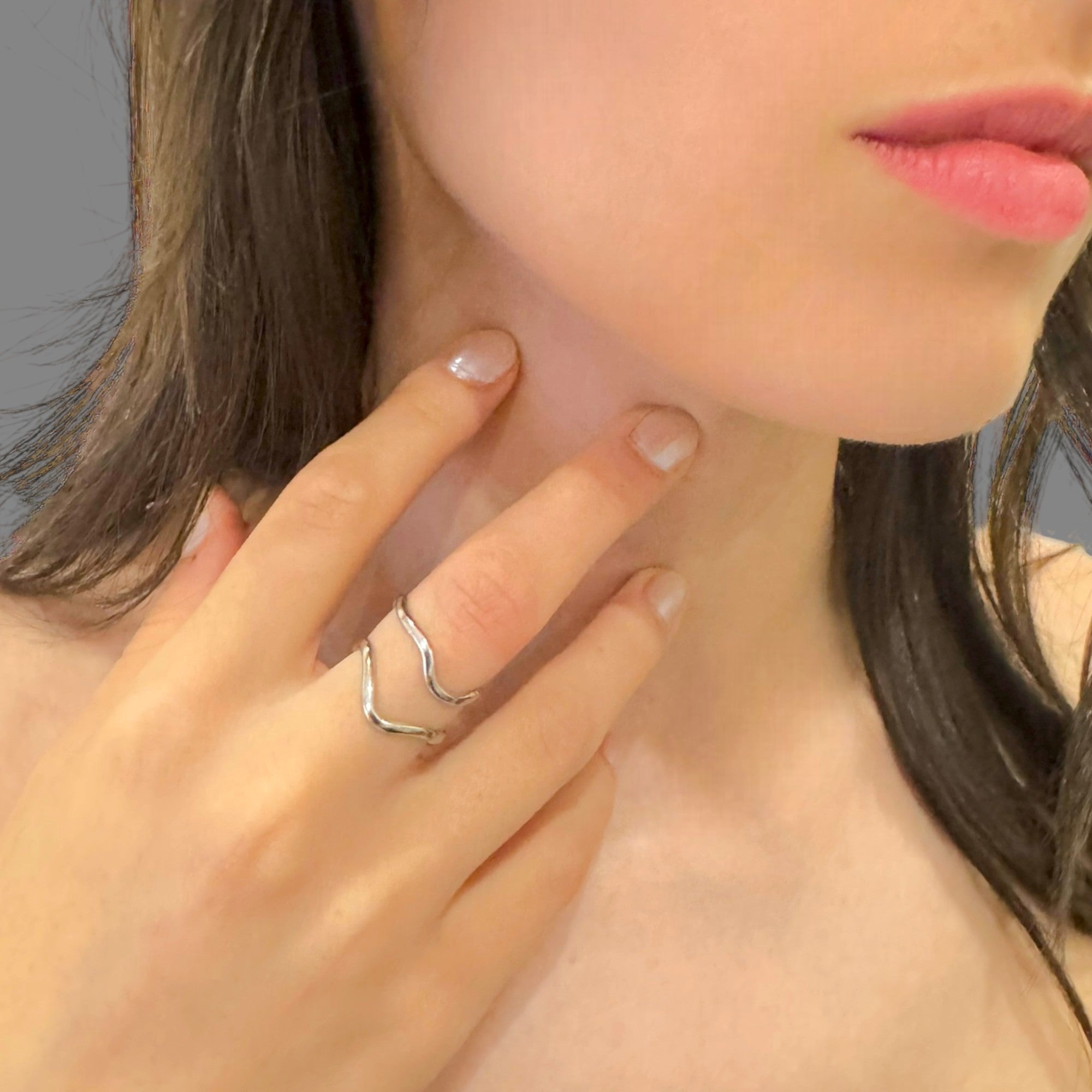 Anello onda silver regolabile Sharifa Crystals