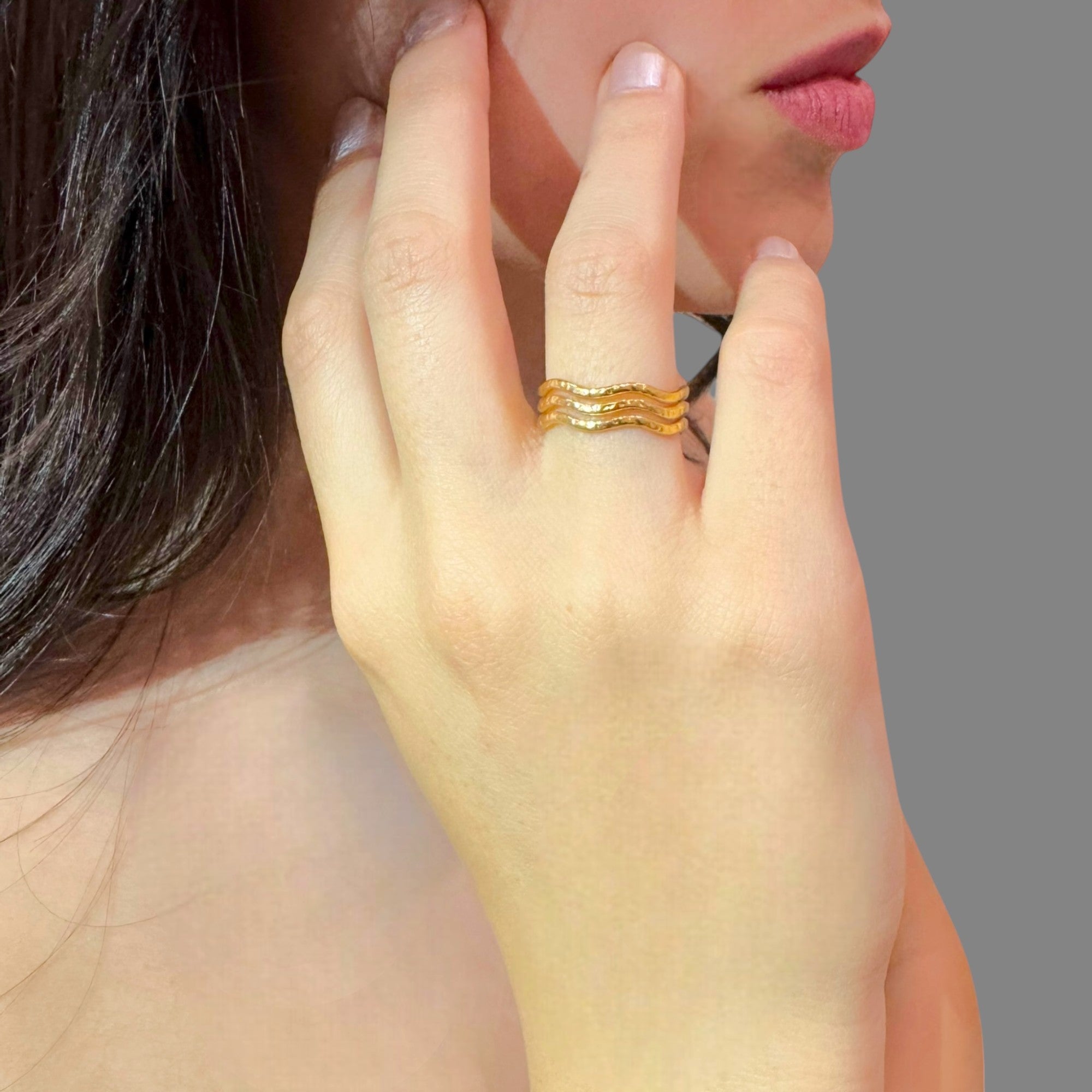 Anello marea gold regolabile Sharifa Crystals