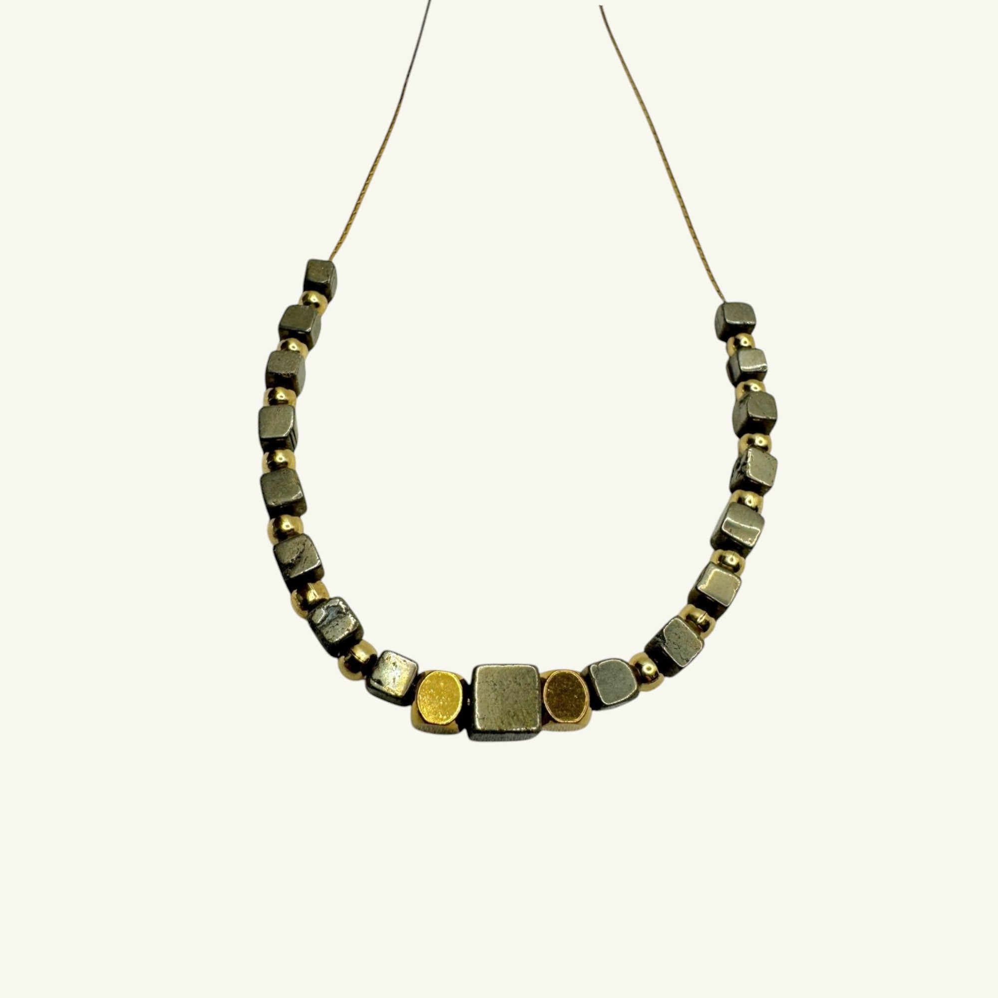 Collana pirite gold Sharifa Crystals