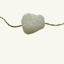 Collana punto luce drusa agata bianca oro Sharifa Crystals