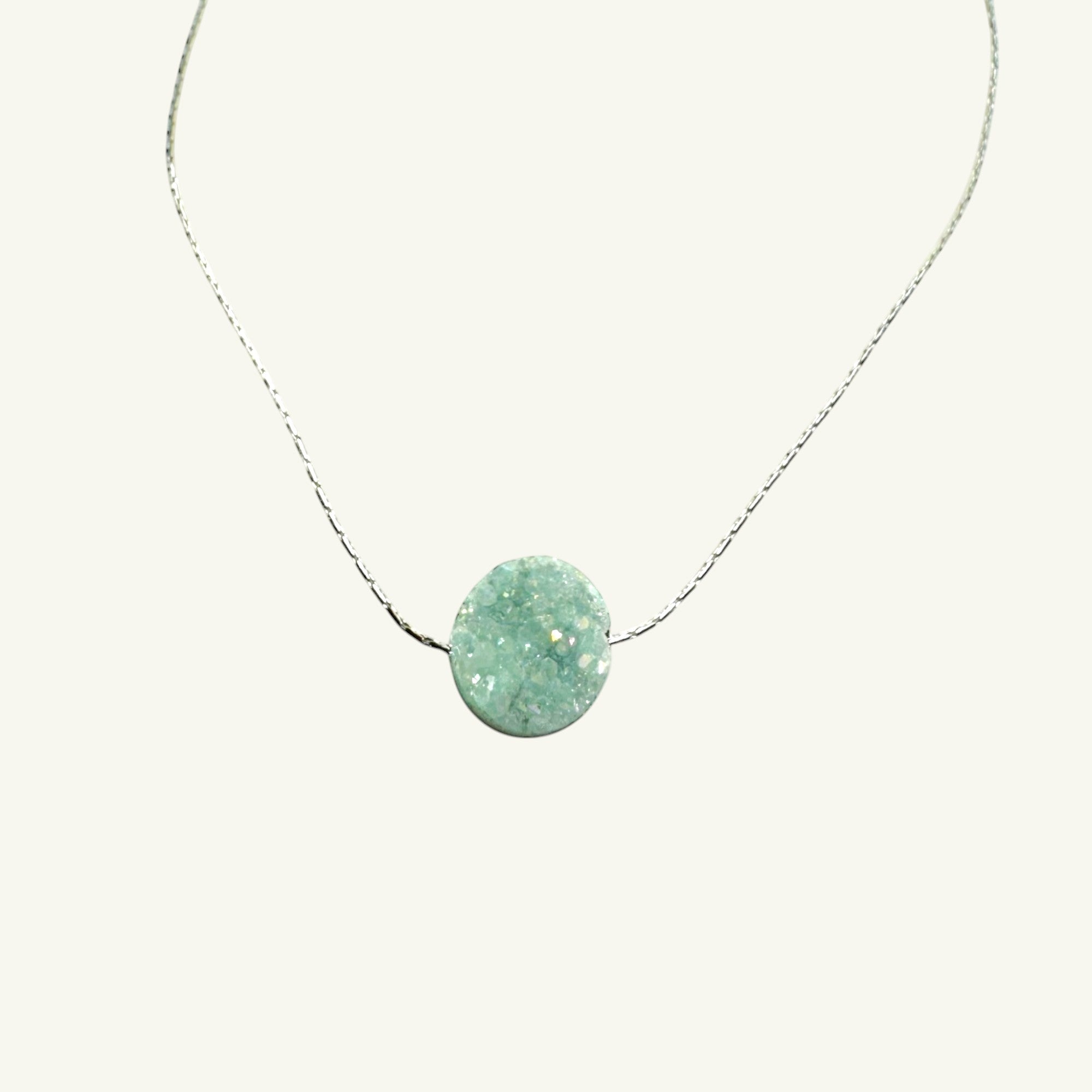 Collana punto luce drusa agata verde Sharifa Crystals