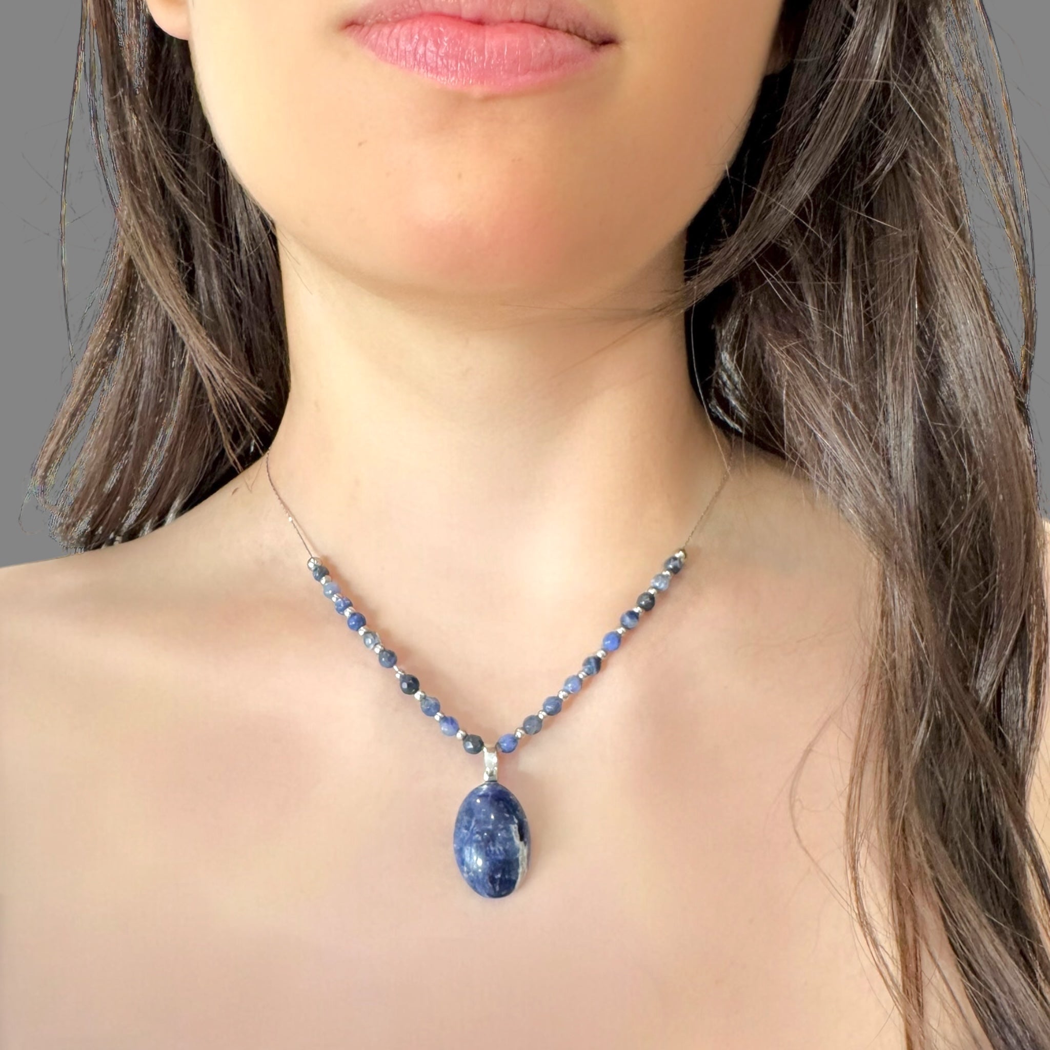 Collana sodalite 23x16mm Sharifa Crystals